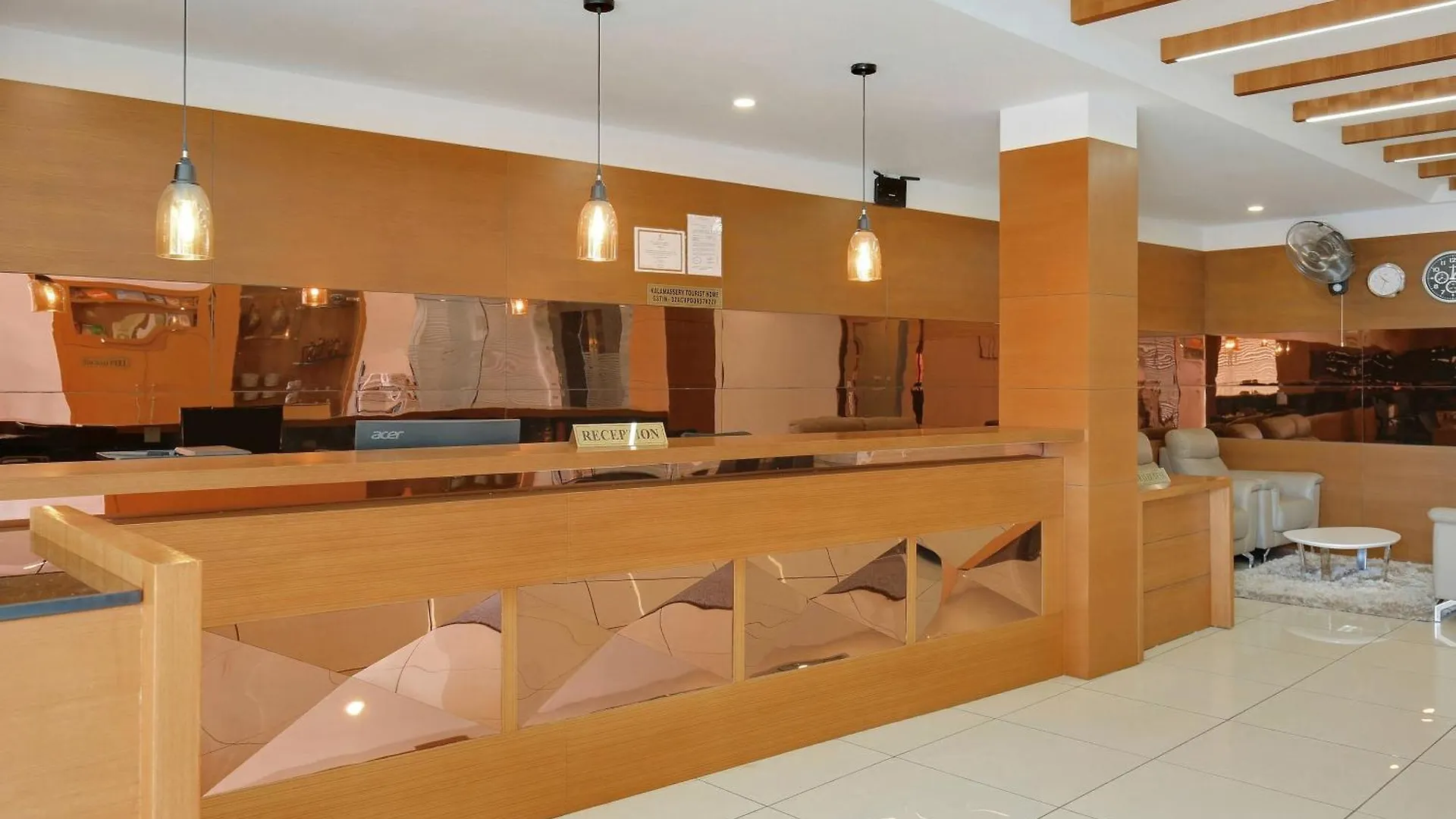Super Townhouse Edasserys Kalamassery Tourist Home Elur 4*,  India