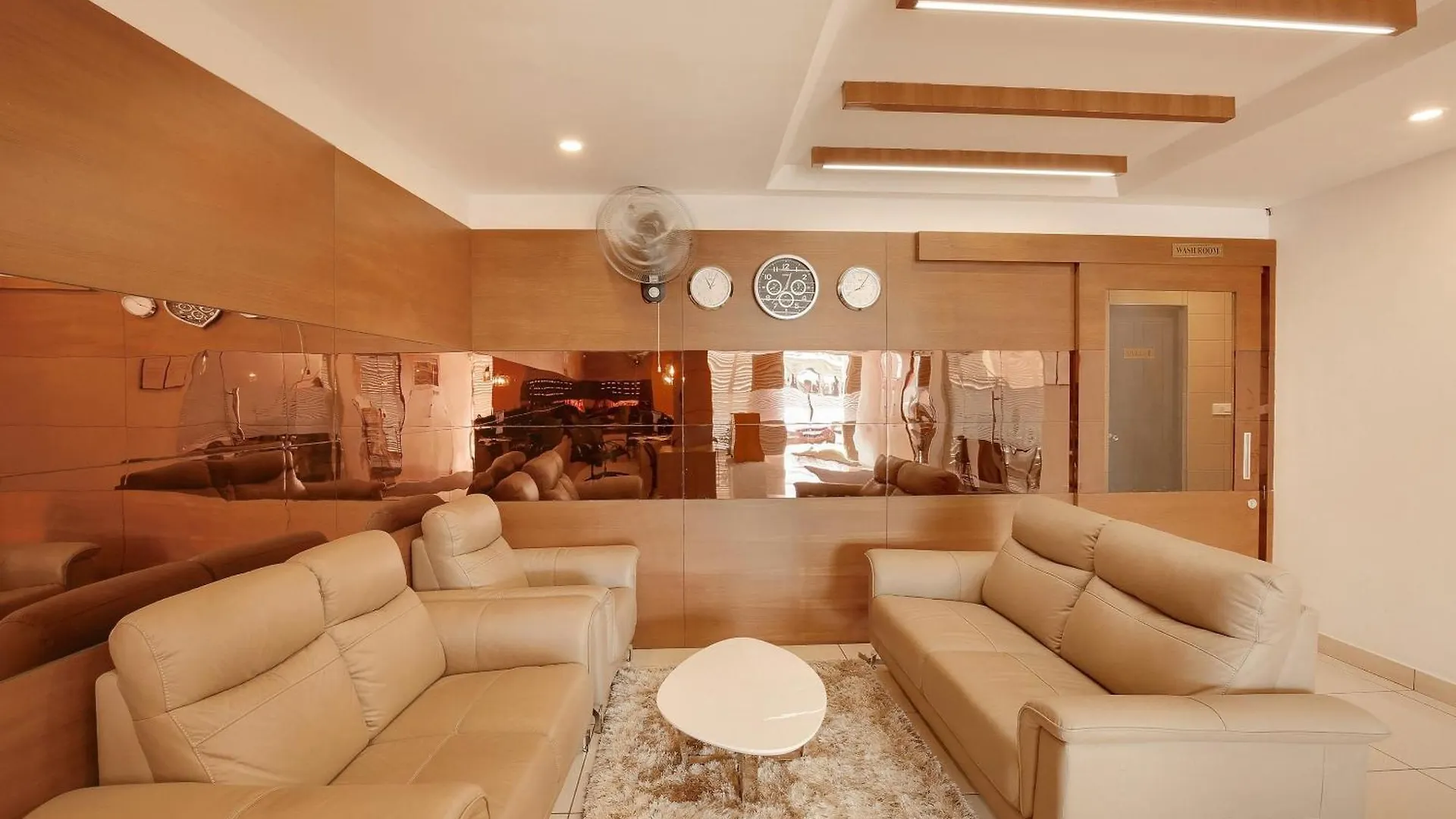 Super Townhouse Edasserys Kalamassery Tourist Home Elur 4*,  India