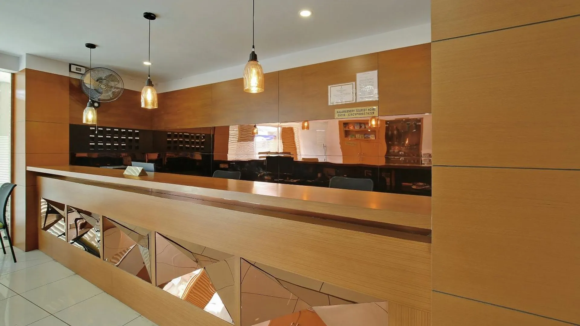 Super Townhouse Edasserys Kalamassery Tourist Home Elur Hotel