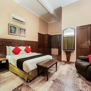 https://dayal-lodge.agrahotelsindia.net