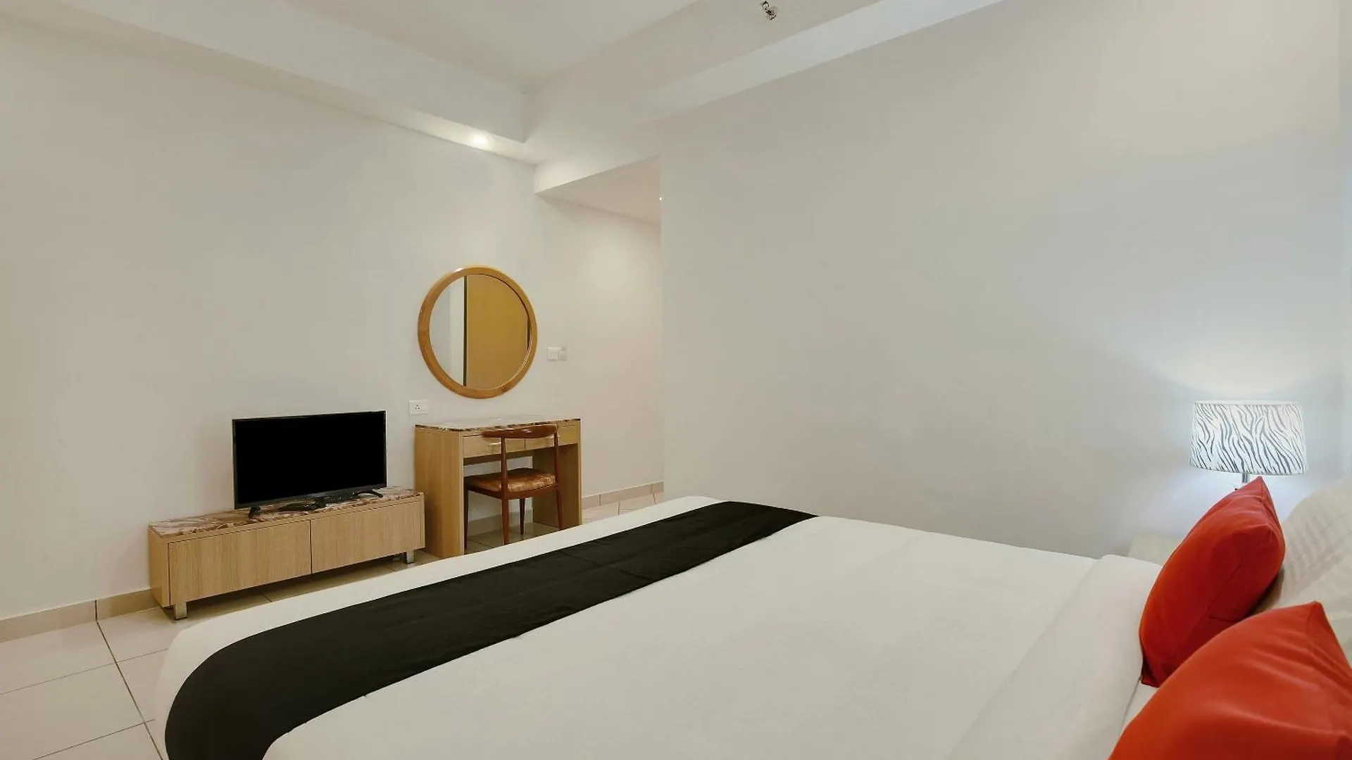 Hotel Super Townhouse Edasserys Kalamassery Tourist Home Elur