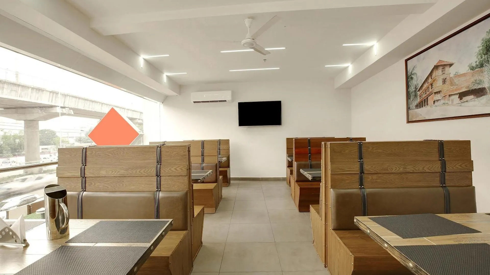 Hotel Super Townhouse Edasserys Kalamassery Tourist Home Elur